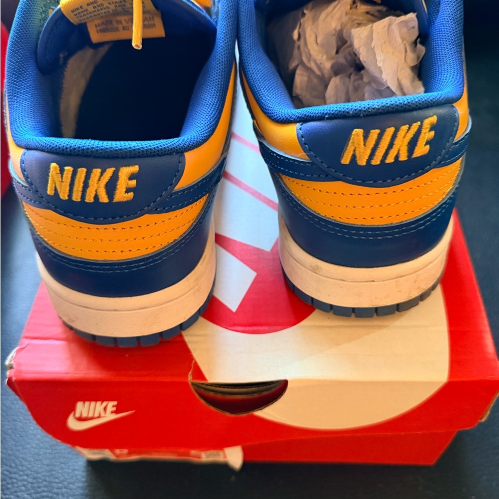 Nike Sneakers in Blue and Yellow